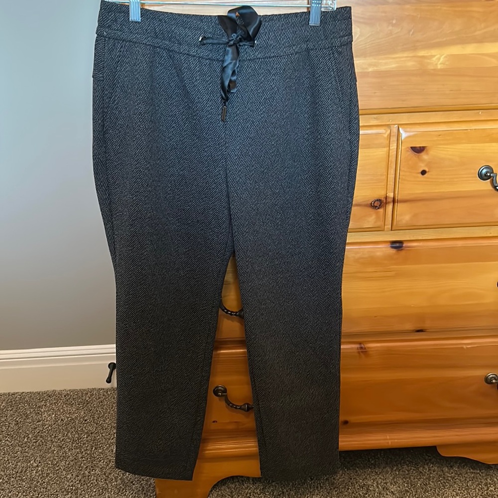 Tie waist ankle pants